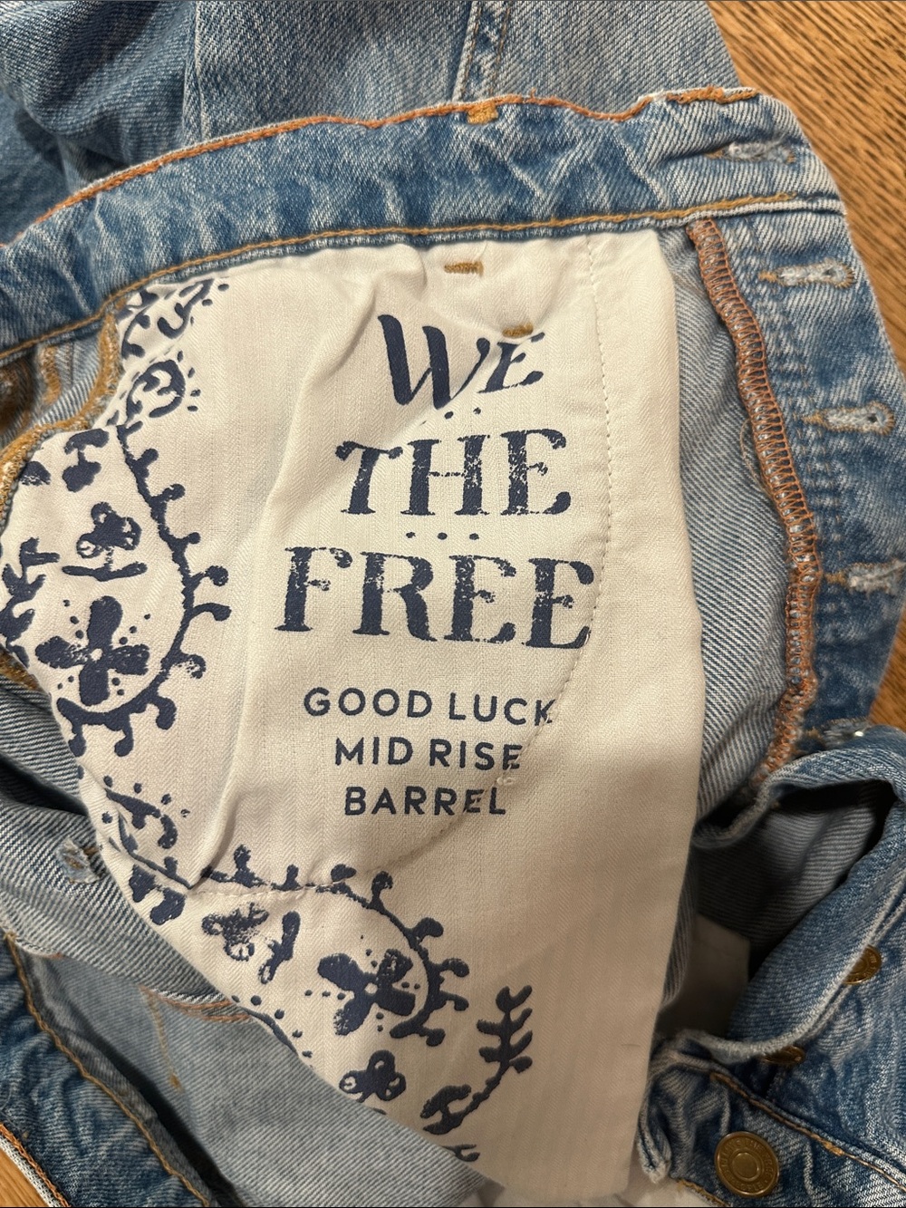 We the Free Barrel Jeans 31 - Picture 8 of 8